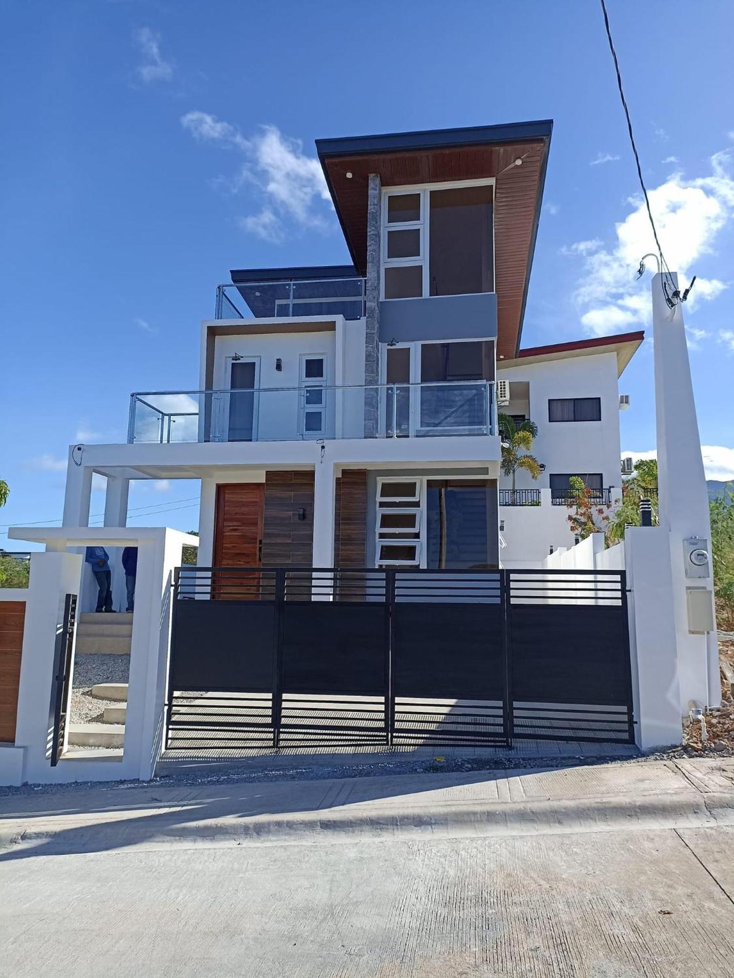Casa Amores: Camaya Coast Mariveles Bagian luar foto